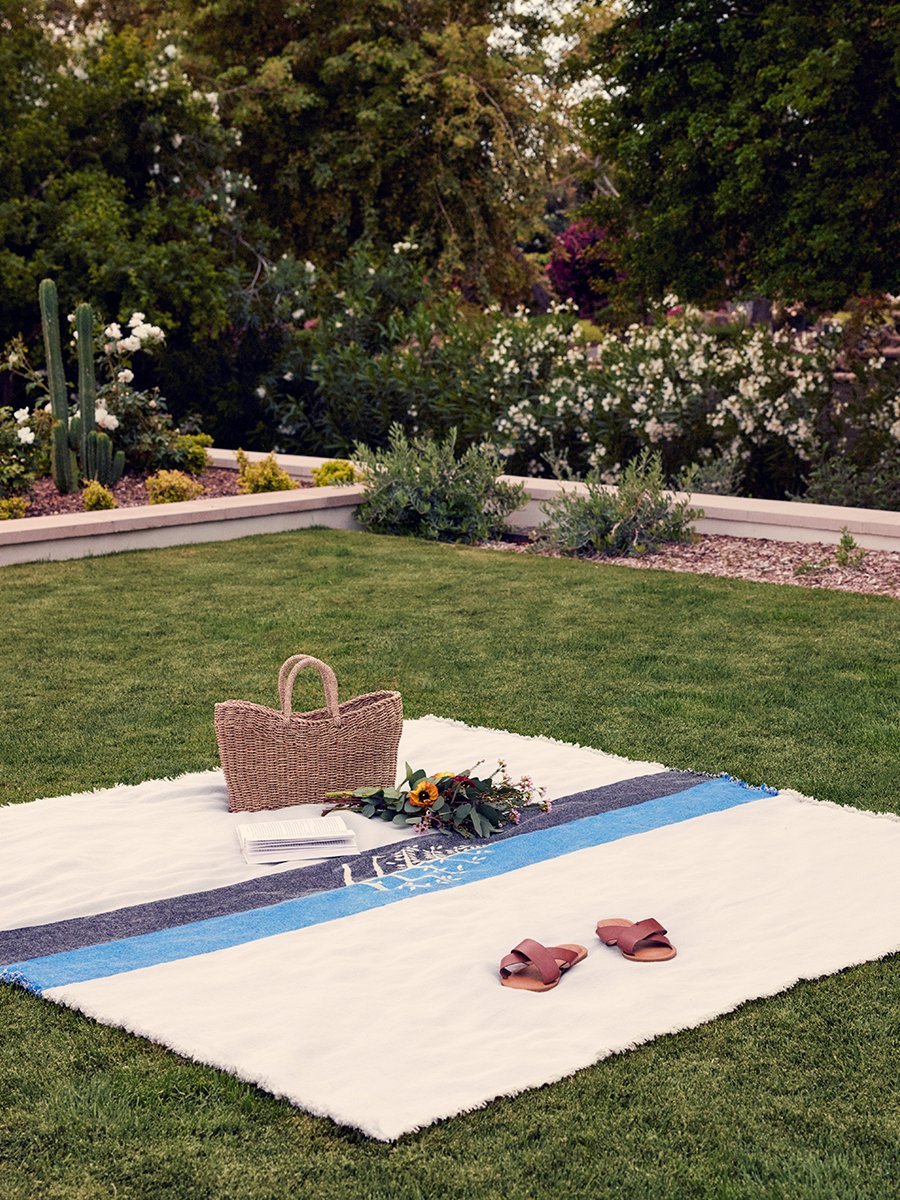 Al Fresco Blanket - Four Seasons At Home
